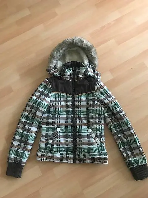 Bershka Jacke Damen Gr.S mit Kapuze