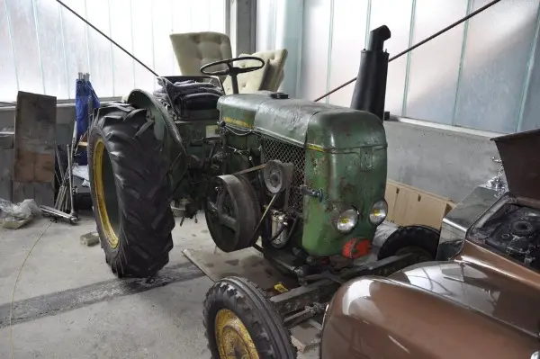 SFV Vierzon Glühkopf Traktor ähnlich Lanz Bulldog /Lizenz