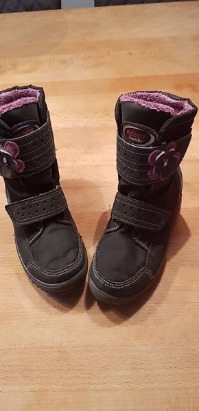 Winterschuhe Gr. 28