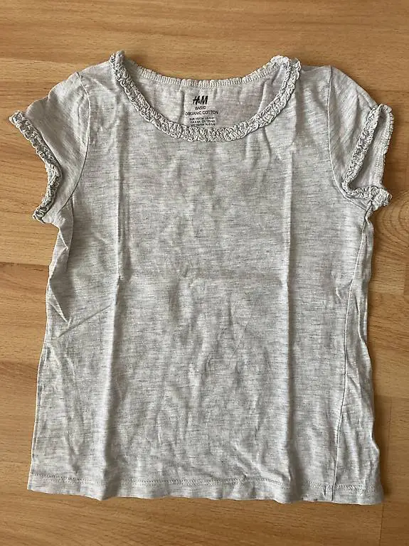 T-Shirt Grösse 110/116 grau
