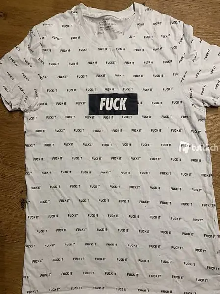 TShirt weiss mit Schrift / Grösse XS