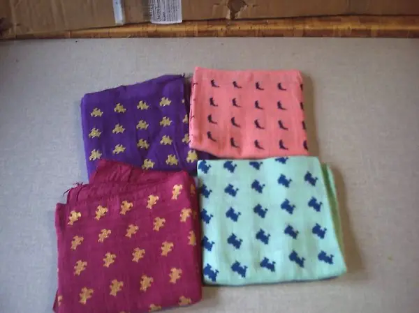 Diverse Nuscheli NEU