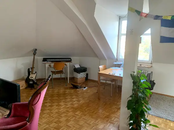 3,5 zimmer dachwohnung an der feldbergstrasse