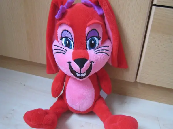 roter Migros Plüschhase HASE LOTTY 2016