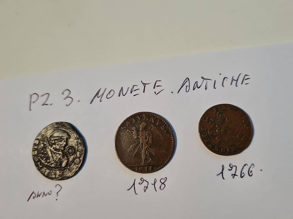 Pz 3 Monete antiche, periodo 1680 /1700.