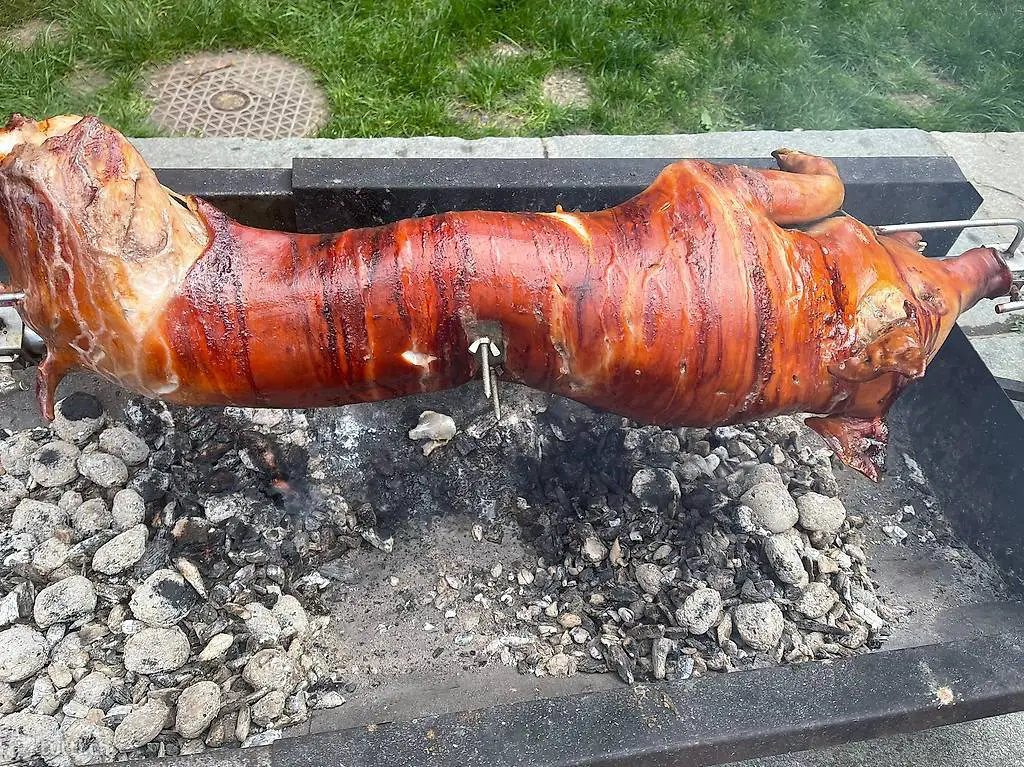 Porcellino allo spiedo