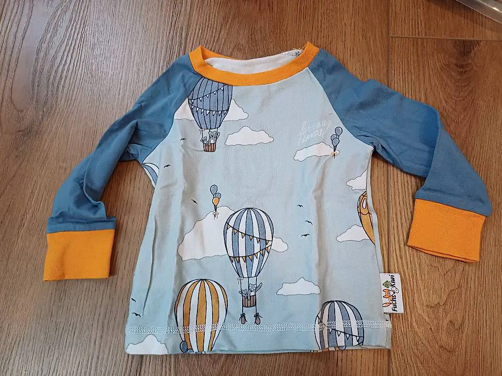 4 Oberteile Jäggli 62/68