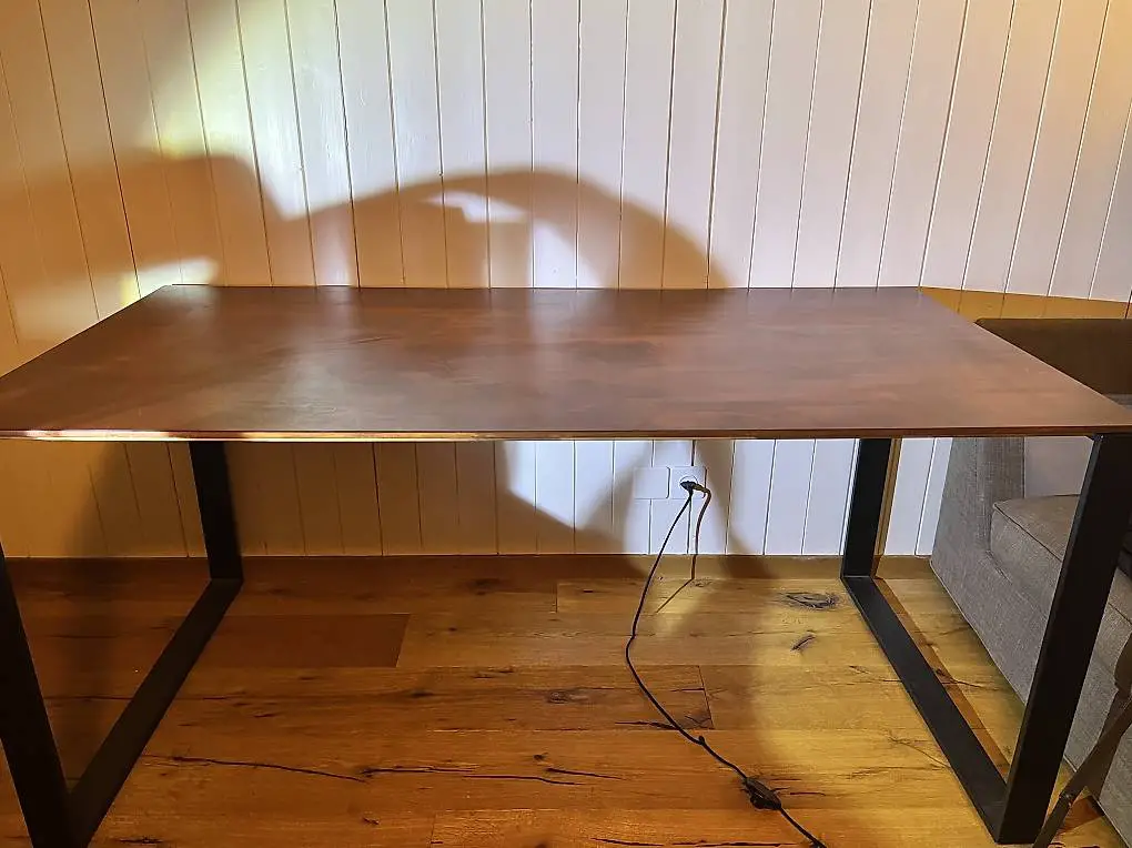 Interio Pult Schreibtisch Echtholz Braun