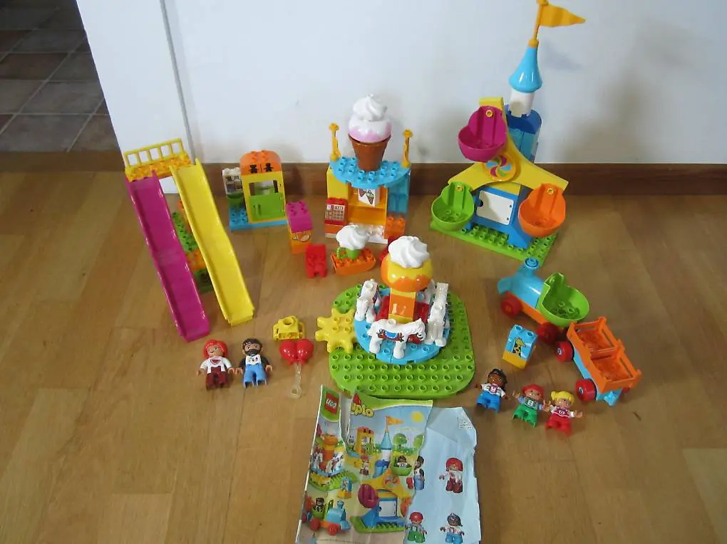Lego Duplo 10840 Freizeitpark / Vergnügungspark mit BA