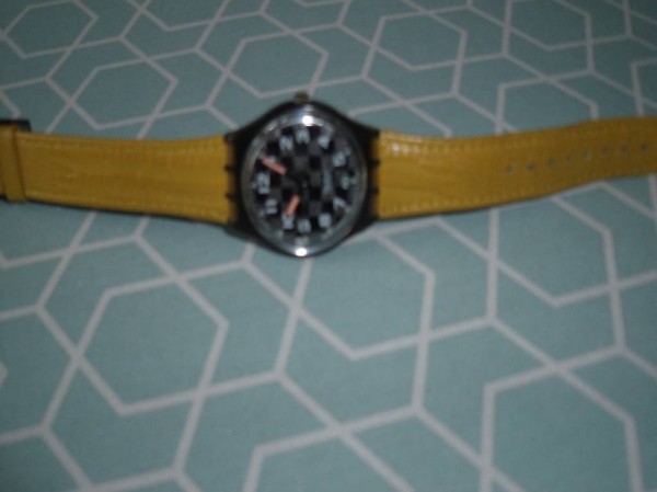 Damen-Swatcharmbanduhr, Sammlerstück