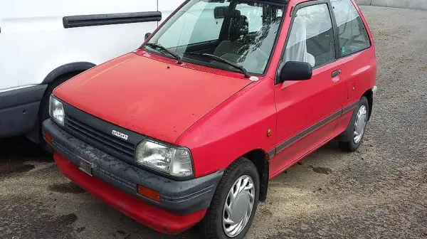 div. gebrauchte Ersatzteile MAZDA 121 DA 1988 - 1991