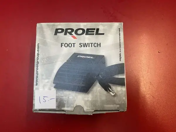 Pédale Foot Switch on/off - neuve