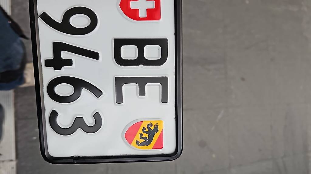 Motorrad Kennzeichen BE 9463