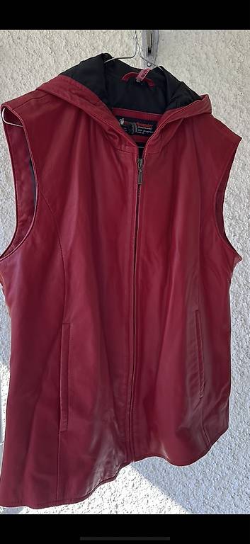 Vintage- Ledergilet mit Kapuze