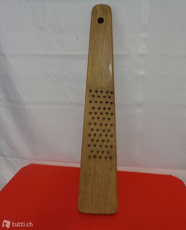  Alte Maisraspel Maiskorn