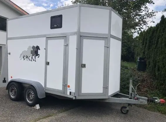 3er Kleinpferde/Pony-Anhänger Homar zu verkaufen