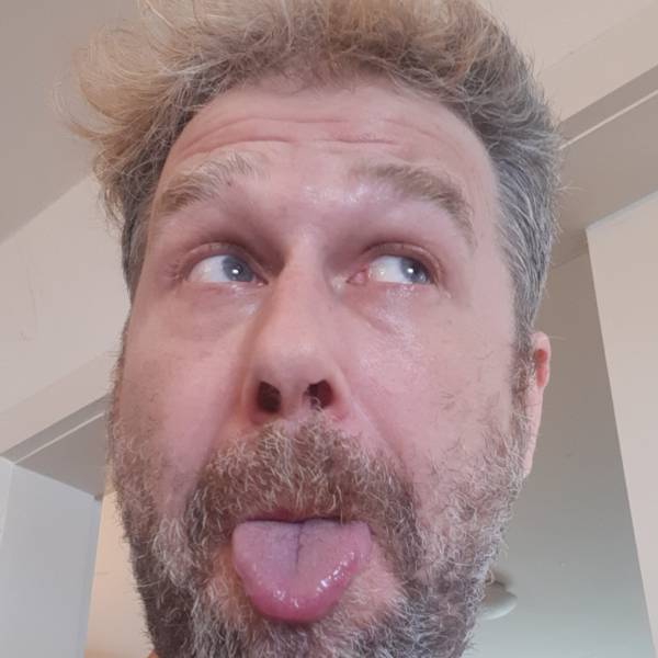 Superman Alpha Neuchâtel/sérieux et moins de 37 ans only