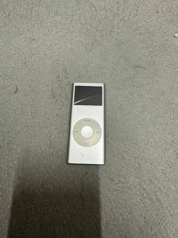 iPod nano gebraucht ohne Ladekabel