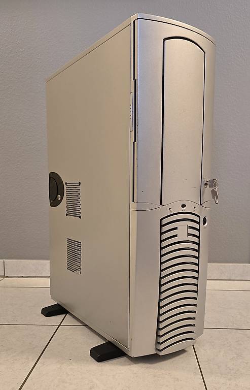 Retro top Gaming PC