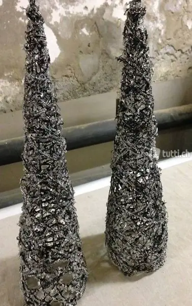 Tischdekorationen, kegelförmige Weihnachtsbäume