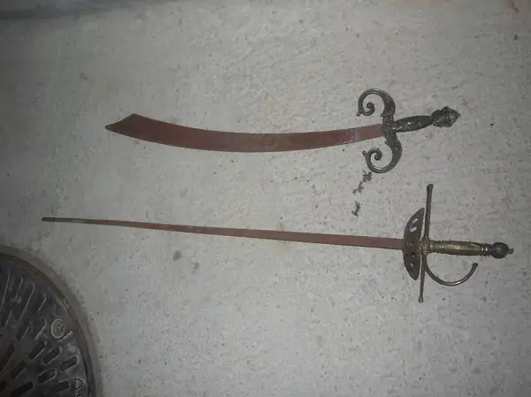 2 Sabel gebraucht es sind etwa Flugrost Mit messing Grif