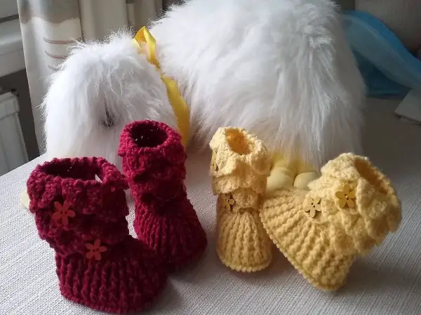 Babystiefelchen gelb und rot