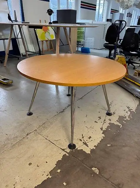 Vitra Medamorph Besprechungtisch rund 120cm