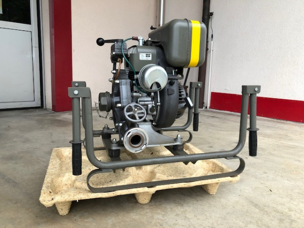 Motorspritze MAG Typ 1-70 von Feuerwehr Typ 1