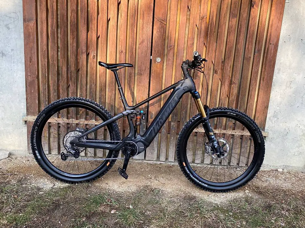 GELEGENHEITThömus Lightrider E2 29 Pro M (18") schwarz XTR