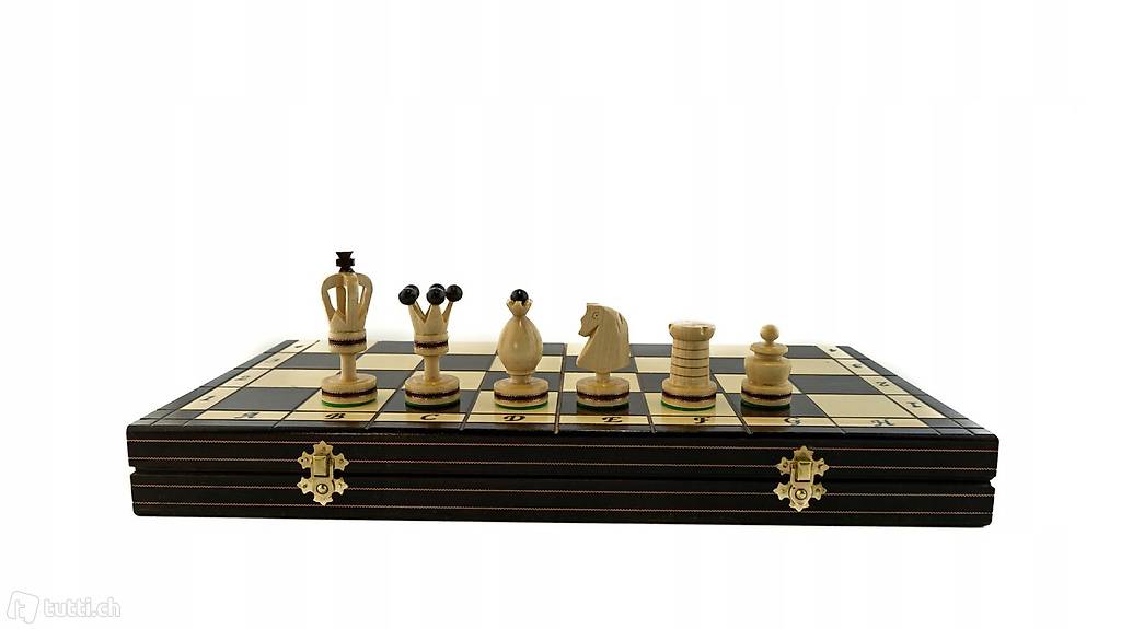  Schachbrett,Königliche Intarsien?