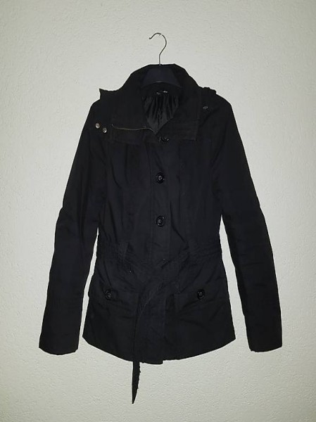 schwarze Jacke 36