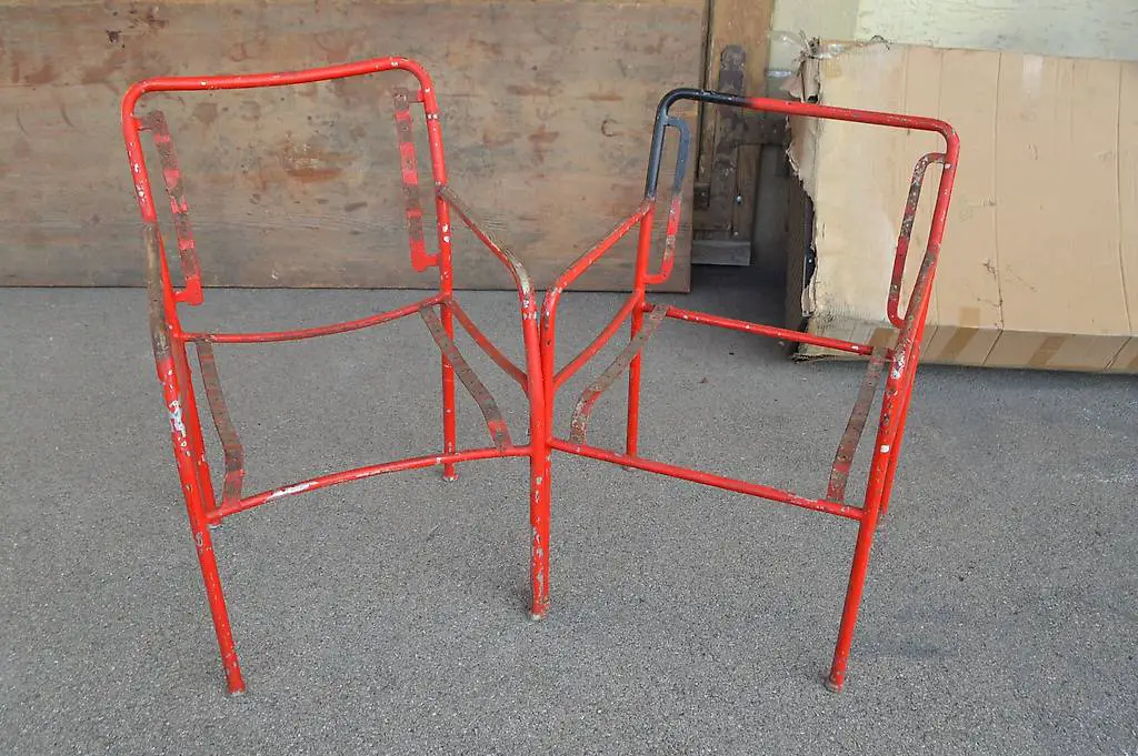 2 Gartenstühle mit lehnen Bigla Embru? ?