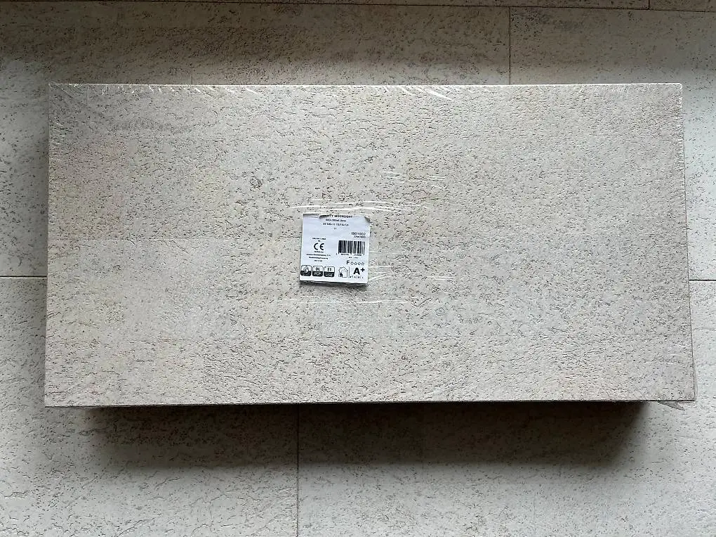 3.2 m2 Korkplatten (18 Stk) , weiss lasiert, neu