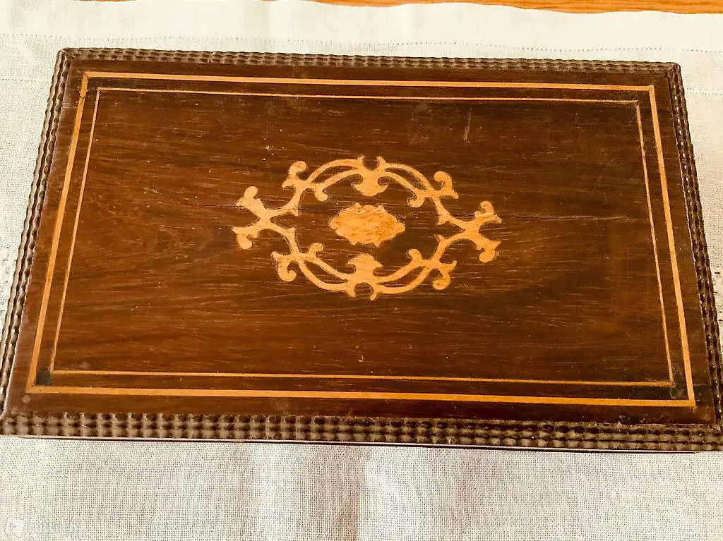 Antike Truhe von Kobbe Weisbaden