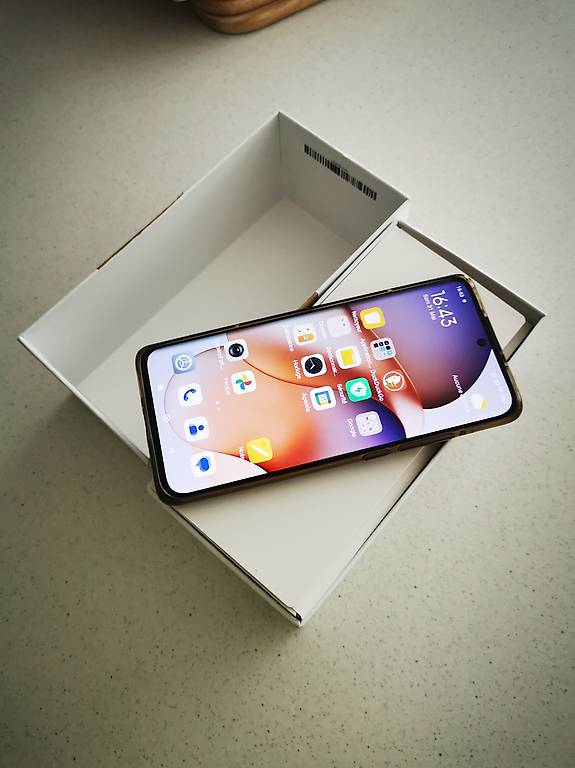 Xiaomi mi12. 256-8.gb