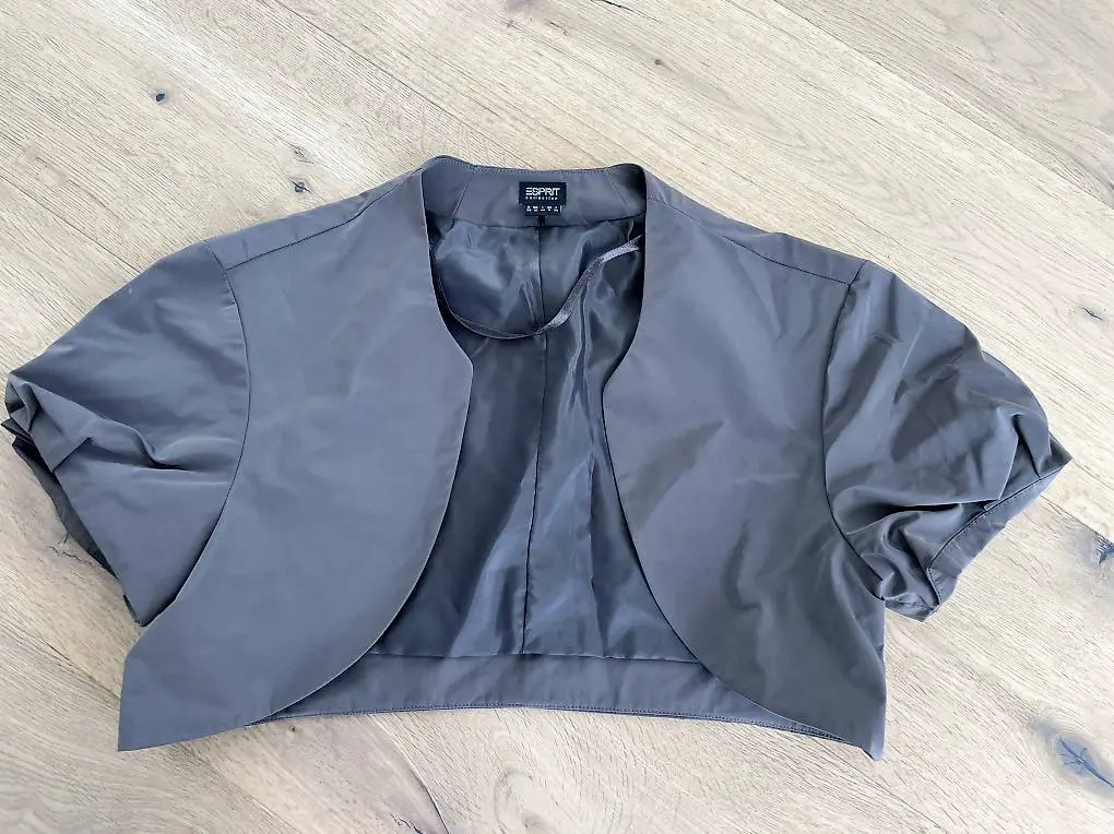 Bolero en satin de la marque Esprit