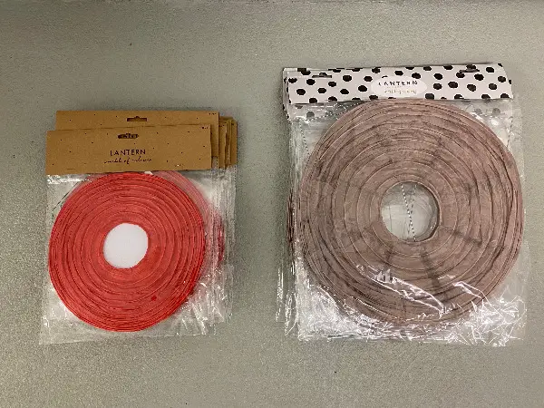 17 Stk. Lampions rot und grau