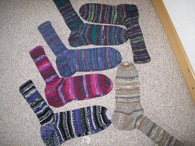 Selbstgestrickte Socken