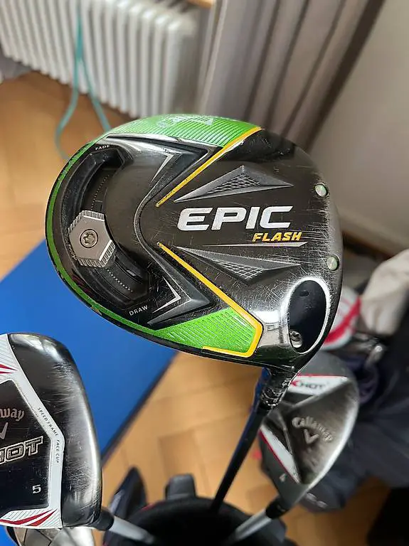 Golfset mit Golftasche zu verkaufen