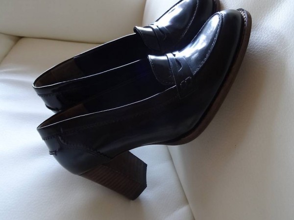  PAUL GREEN Lack Loafer / Slipper / Pumps Gr. 6 / 39.5 Neu