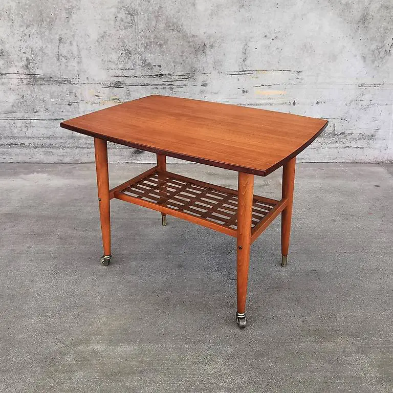Beistelltisch in Teak + Mid Century + Alberts Tibro