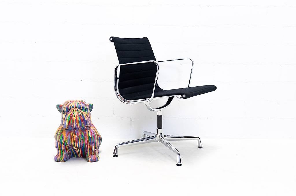 Vitra Eames Aluminium Chair EA 108 Hopsak 6 Stück verfügbar
