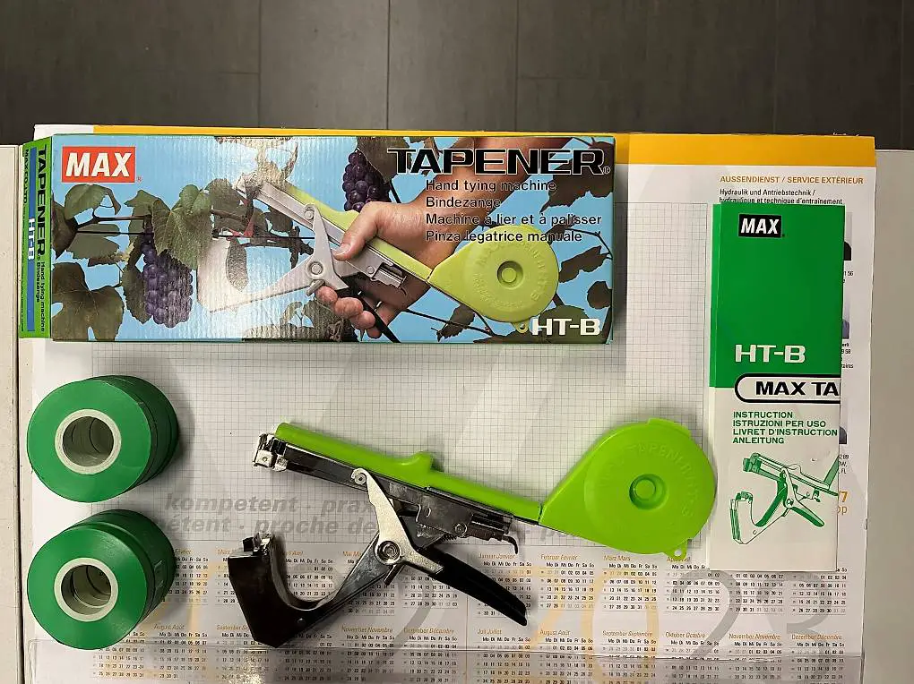 Bindezange Max Tapener HTB 20-50 mm plus 1 Bandrolle.