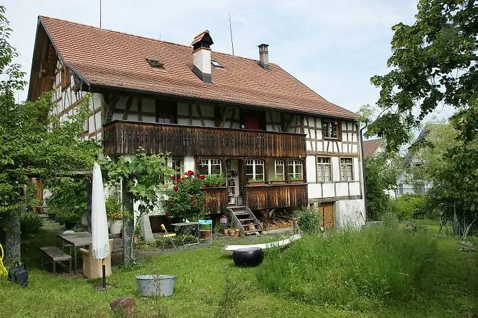 65 m2 zimmer "artemisia": grosser dachstock - riegelhaus