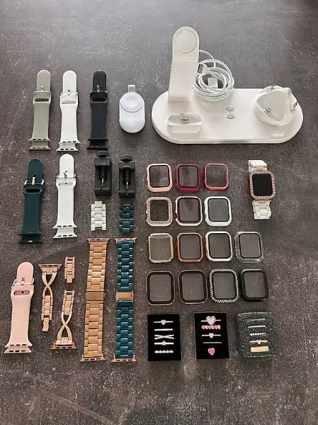 Apple Watch Series 4 40mm (GPS/Cellular) inkl. viel Zubehör