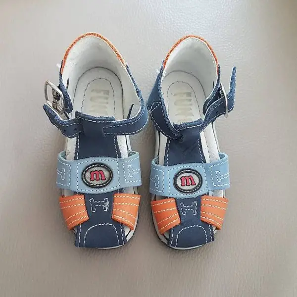 baby sandalen gr. 20 neu