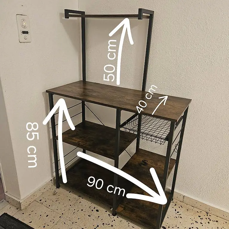 Küchenregal mit hacken