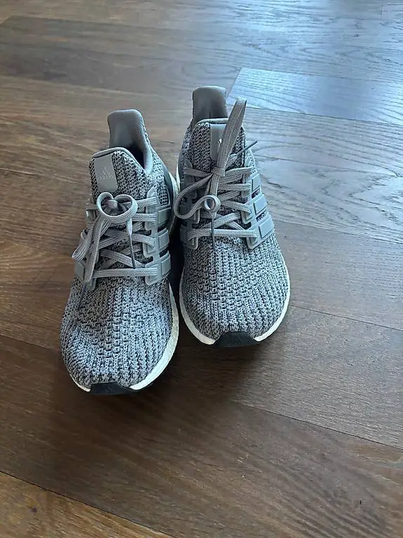 Adidas Ultraboost Ultra Boost Gr. 38 in grau