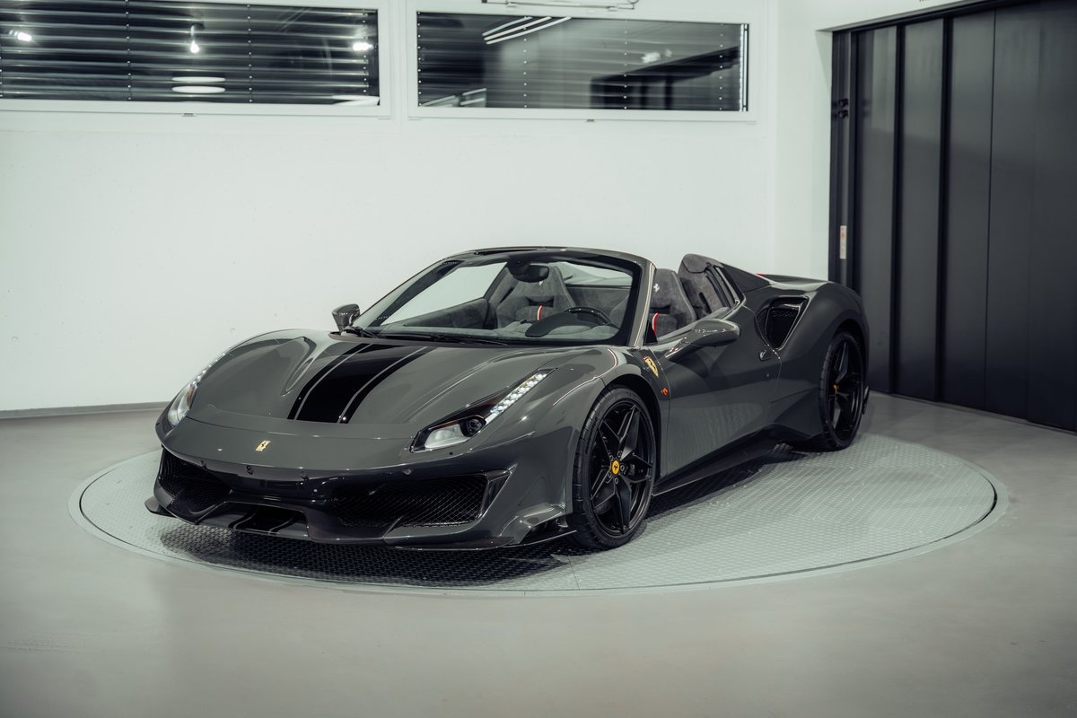 ferrari 488 pista spider 3.9 v8