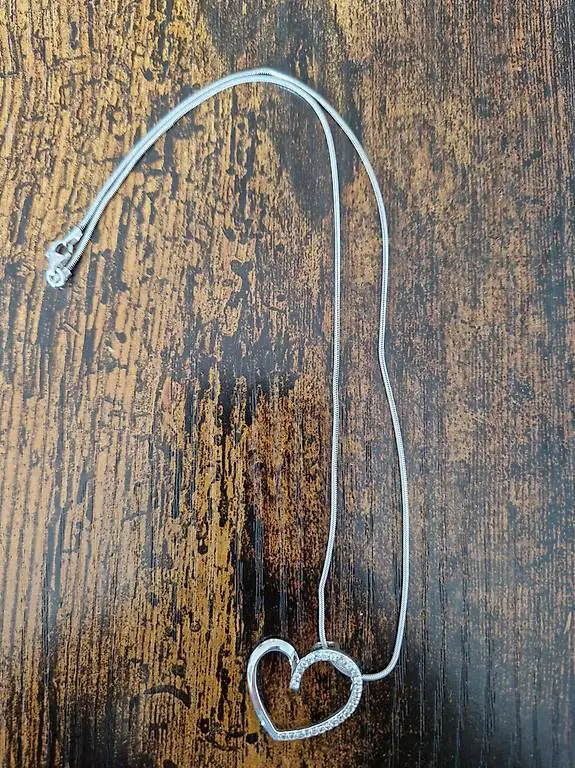 Silber Kette mit Herzanhänger